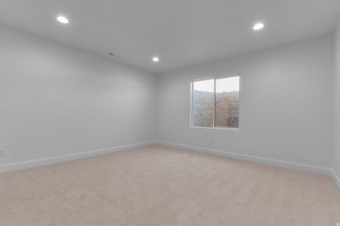 Tiny photo for 461 W SUMMIT LN, Kaysville, UT 84037 (MLS # 2162148)