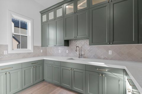 Tiny photo for 461 W SUMMIT LN, Kaysville, UT 84037 (MLS # 2162148)