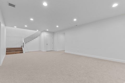 Tiny photo for 461 W SUMMIT LN, Kaysville, UT 84037 (MLS # 2162148)