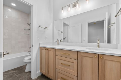 Tiny photo for 461 W SUMMIT LN, Kaysville, UT 84037 (MLS # 2162148)