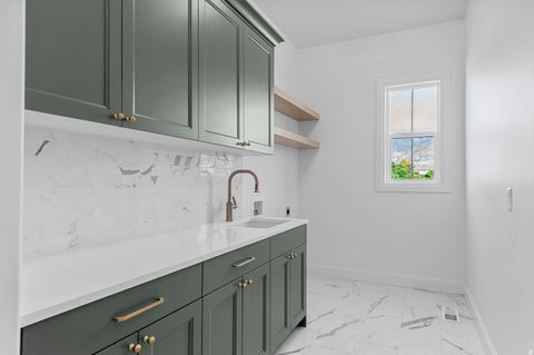 Tiny photo for 461 W SUMMIT LN, Kaysville, UT 84037 (MLS # 2162148)