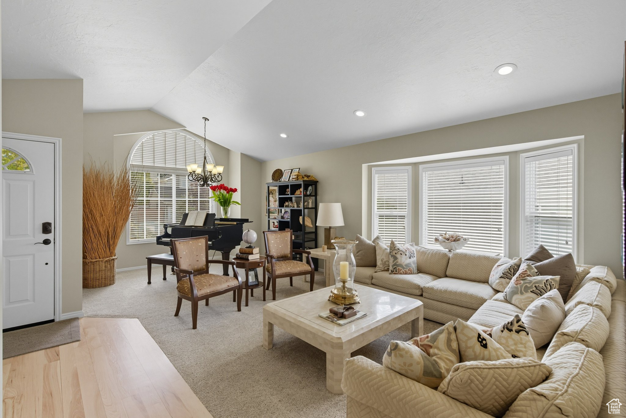 MILL HOLLOW - Residential