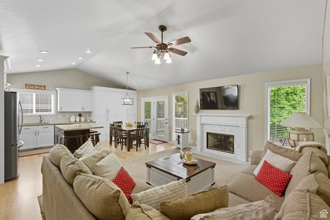 Tiny photo for 2559 E CUPECOY DR, Cottonwood Heights, UT 84121 (MLS # 2113168)