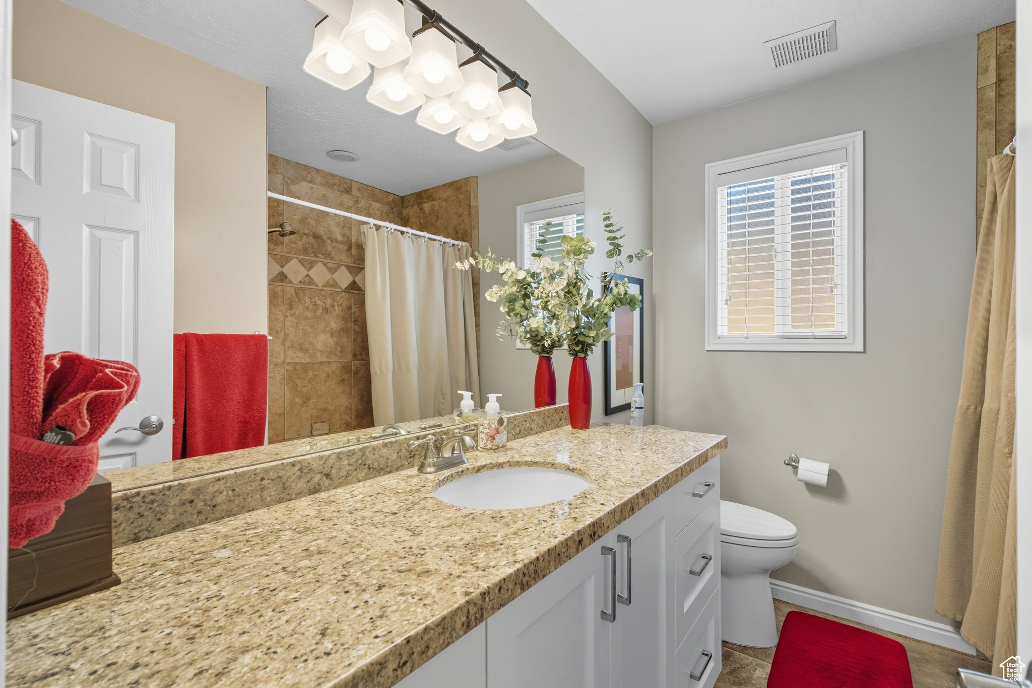 MILL HOLLOW - Residential