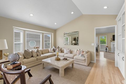 Tiny photo for 2559 E CUPECOY DR, Cottonwood Heights, UT 84121 (MLS # 2113168)