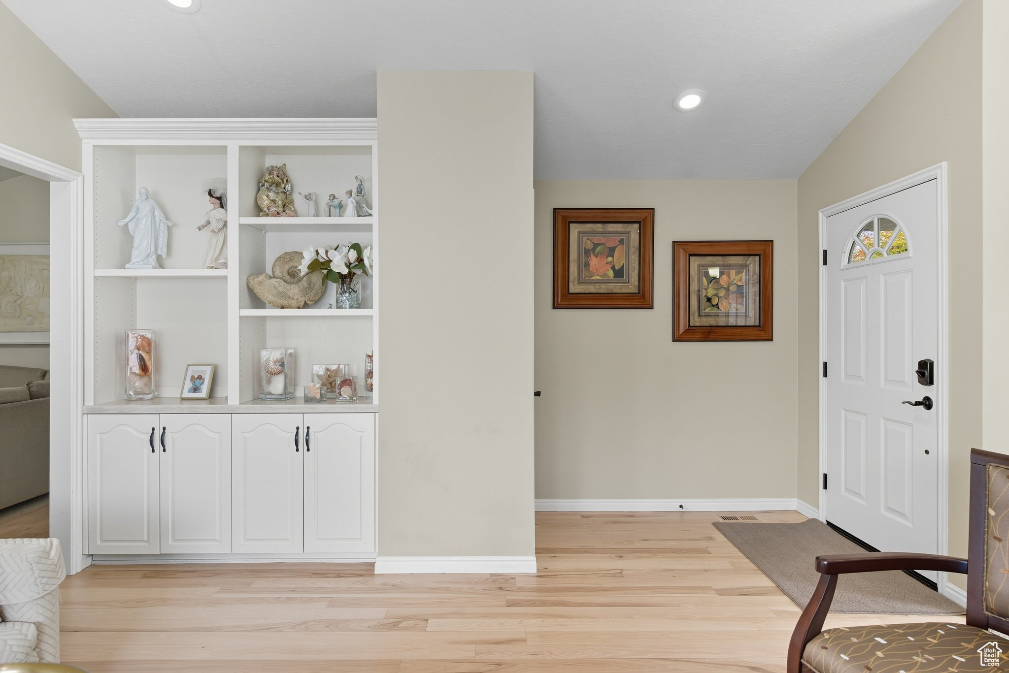 MILL HOLLOW - Residential