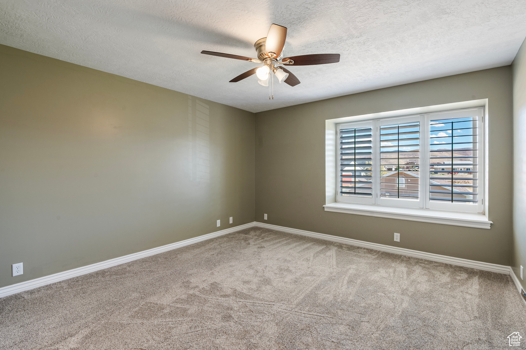 UINTA SHADOWS II SUBDIVISION - Residential