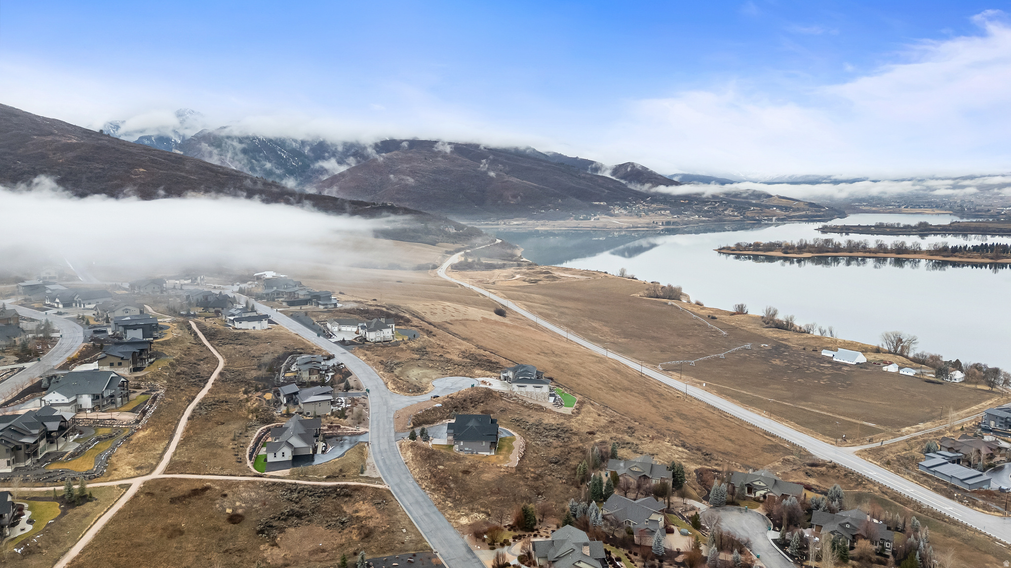 EDGEWATER CHALET - Land