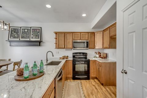 Tiny photo for 5213 W DOVE CREEK LN, West Jordan, UT 84081 (MLS # 2130631)