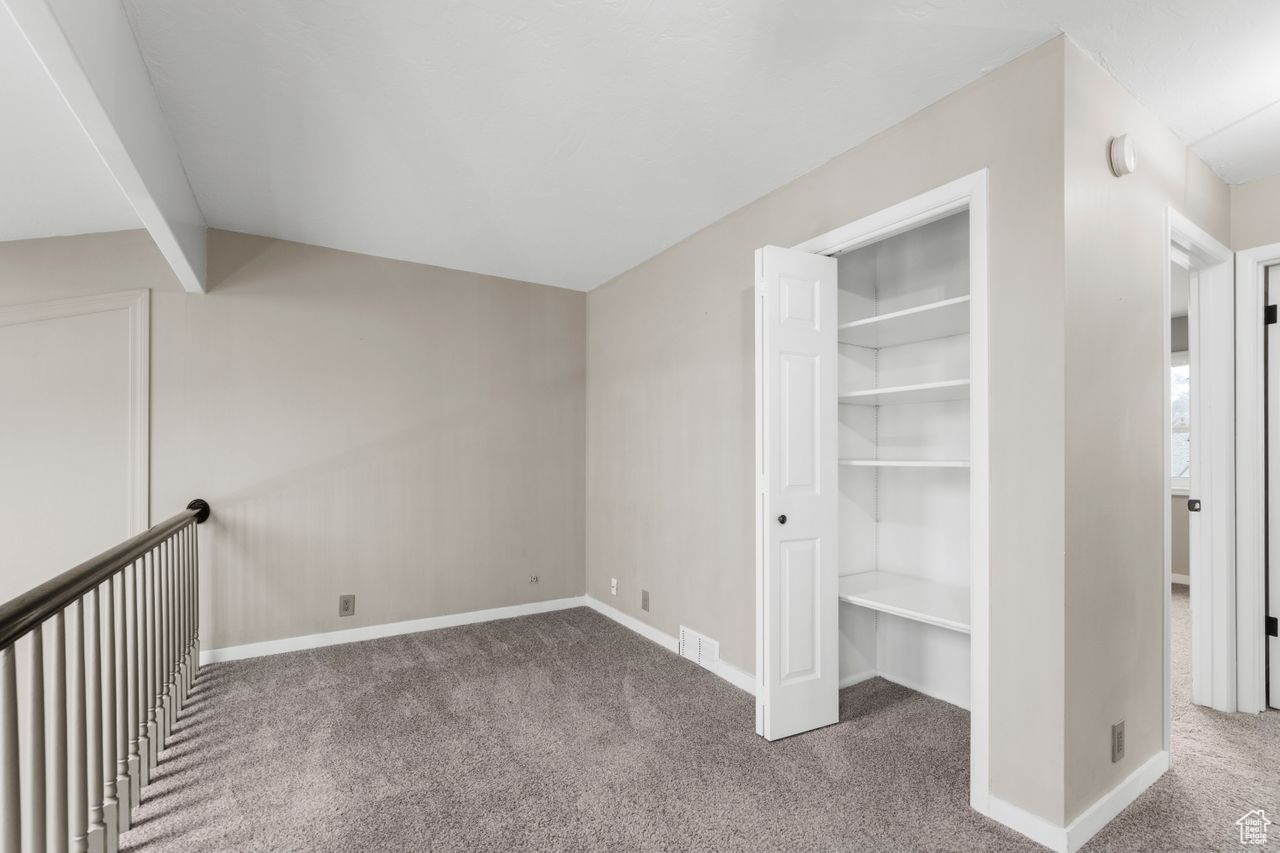 BROOKSTONE - Residential