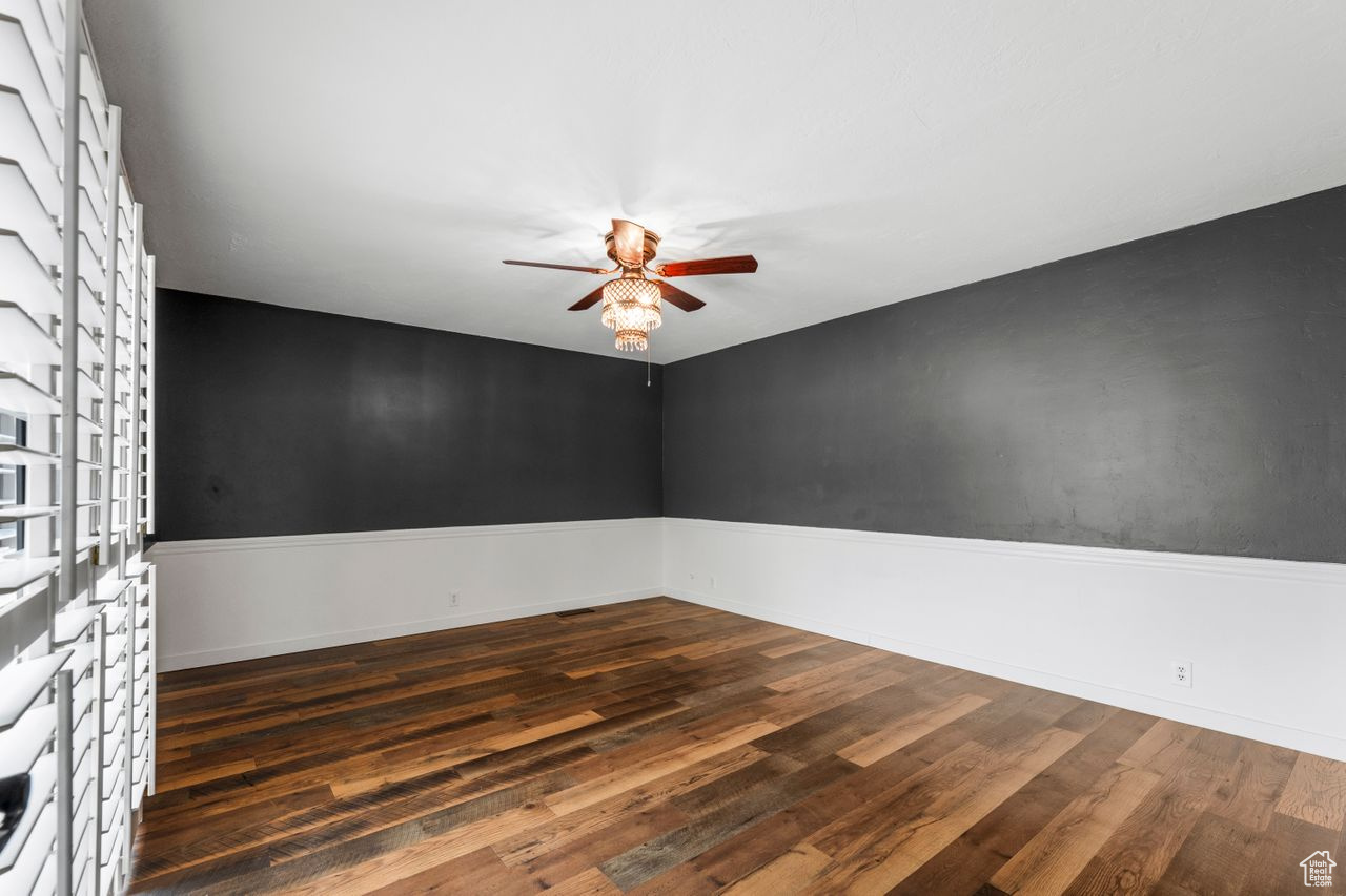 BROOKSTONE - Residential