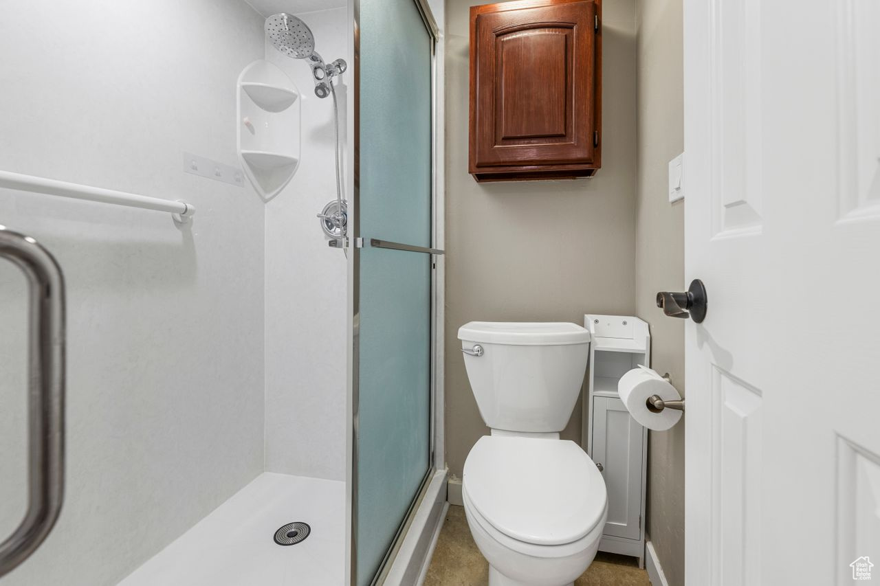 BROOKSTONE - Residential