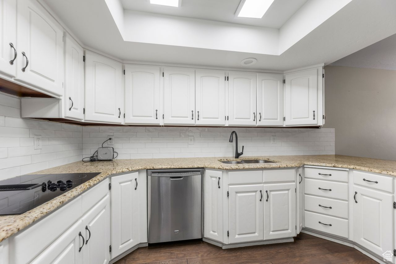 BROOKSTONE - Residential