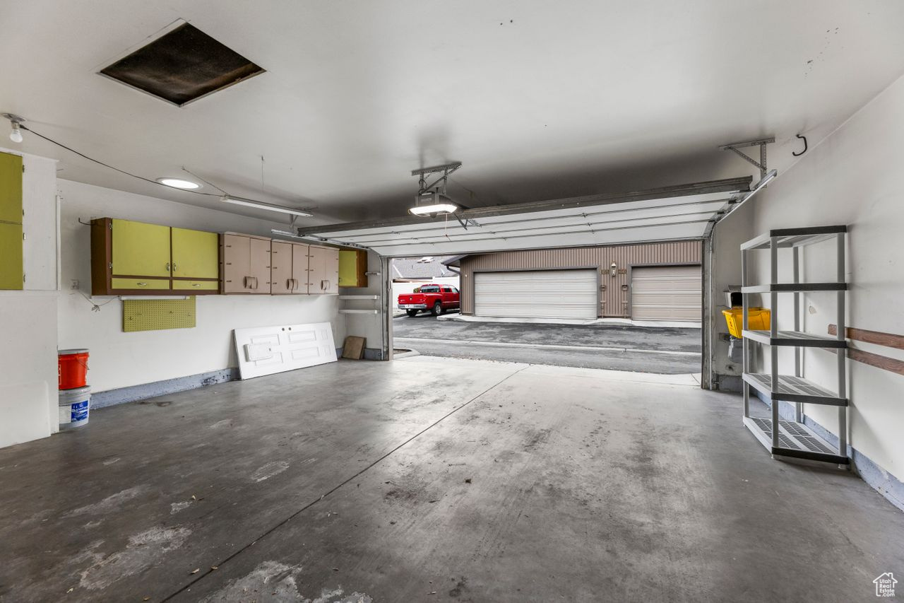 BROOKSTONE - Residential