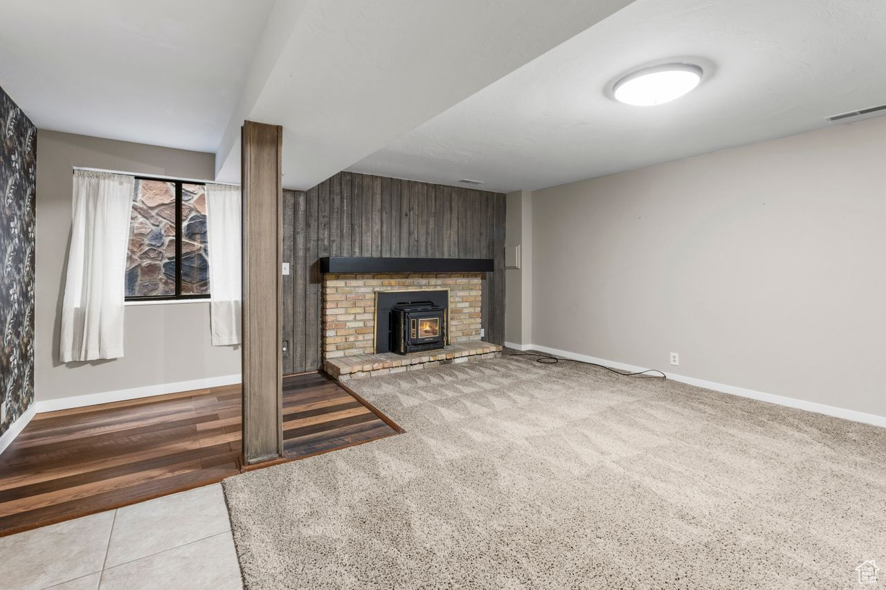 BROOKSTONE - Residential
