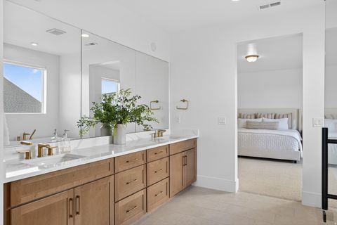 Tiny photo for 12292 S TUFF CANYON CV, Herriman, UT 84096 (MLS # 2140979)