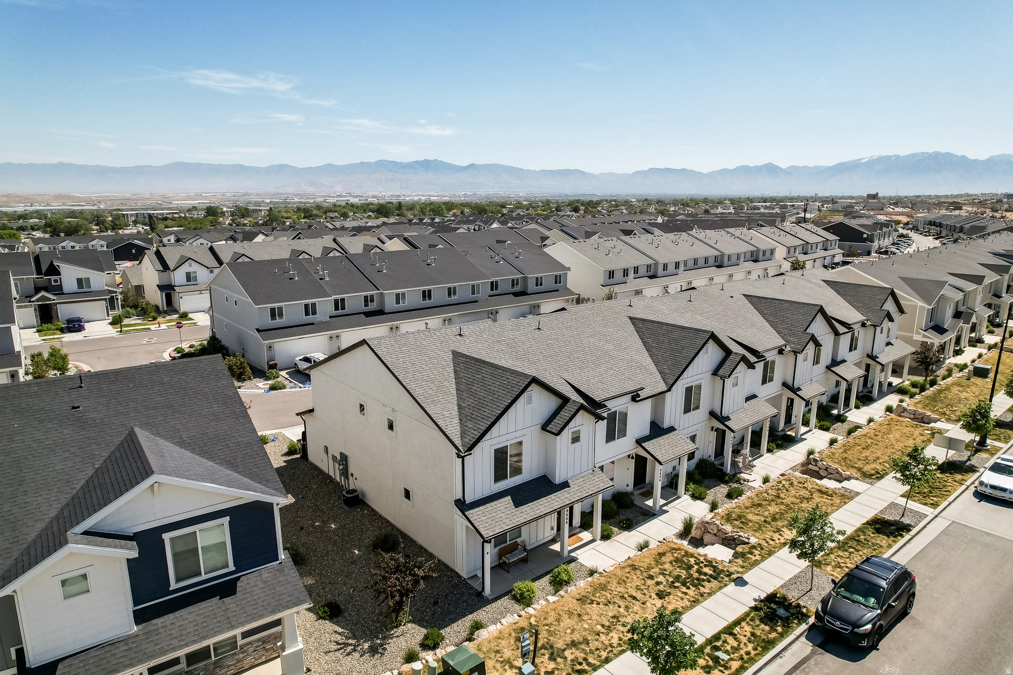 LITTLE VALLEY GATEWAY - Residential