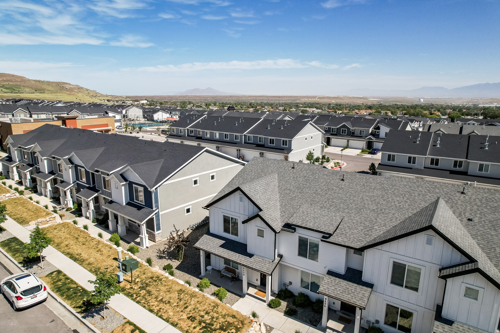 LITTLE VALLEY GATEWAY - Residential
