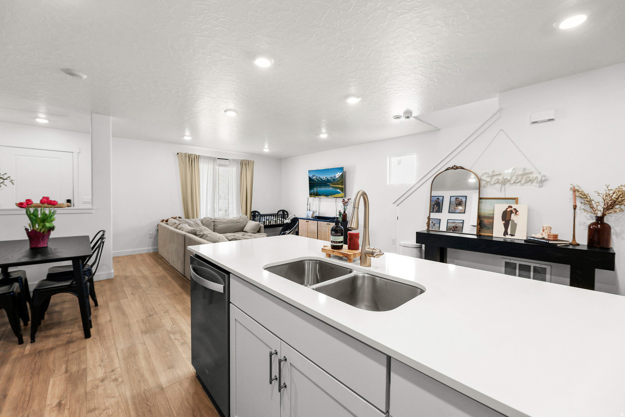 LITTLE VALLEY GATEWAY - Residential