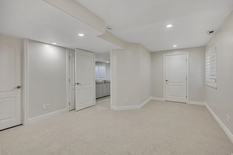 Tiny photo for 1118 ON THE GREEN WAY, Farmington, UT 84025 (MLS # 2156520)