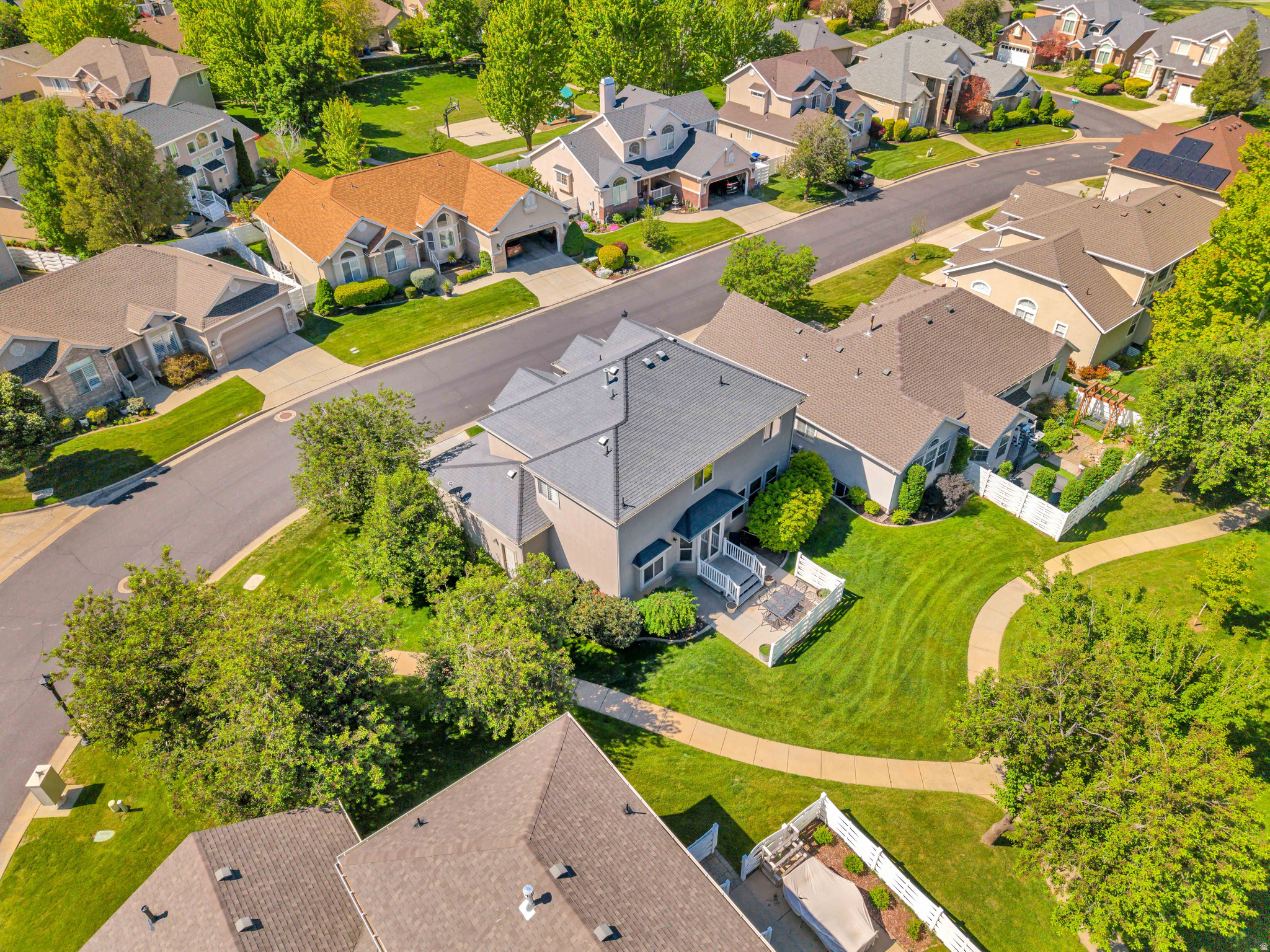 FAIRWAYS OF OAKRIDGE - Residential