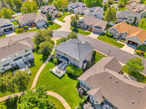 Tiny photo for 1118 ON THE GREEN WAY, Farmington, UT 84025 (MLS # 2156520)