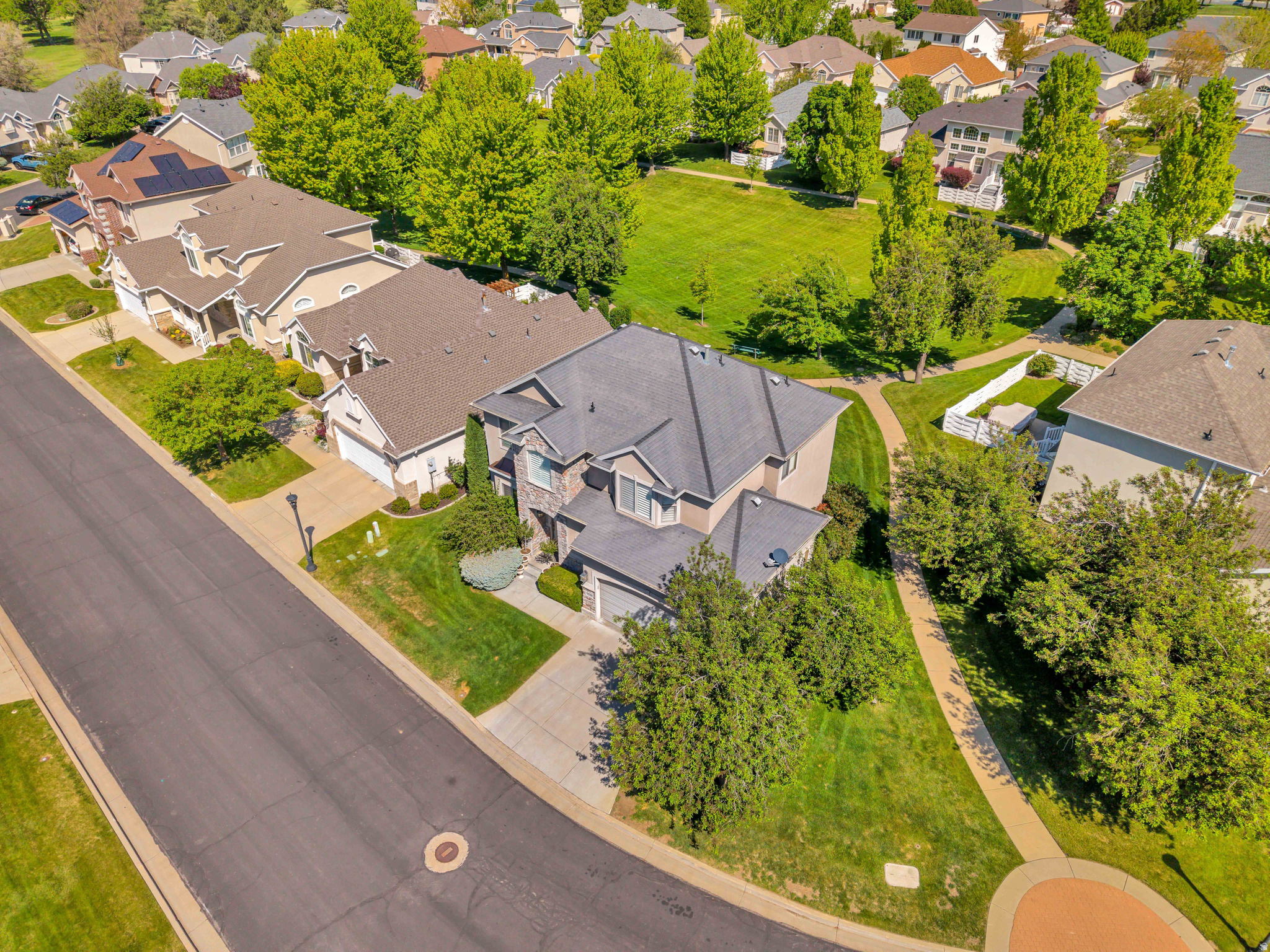 FAIRWAYS OF OAKRIDGE - Residential