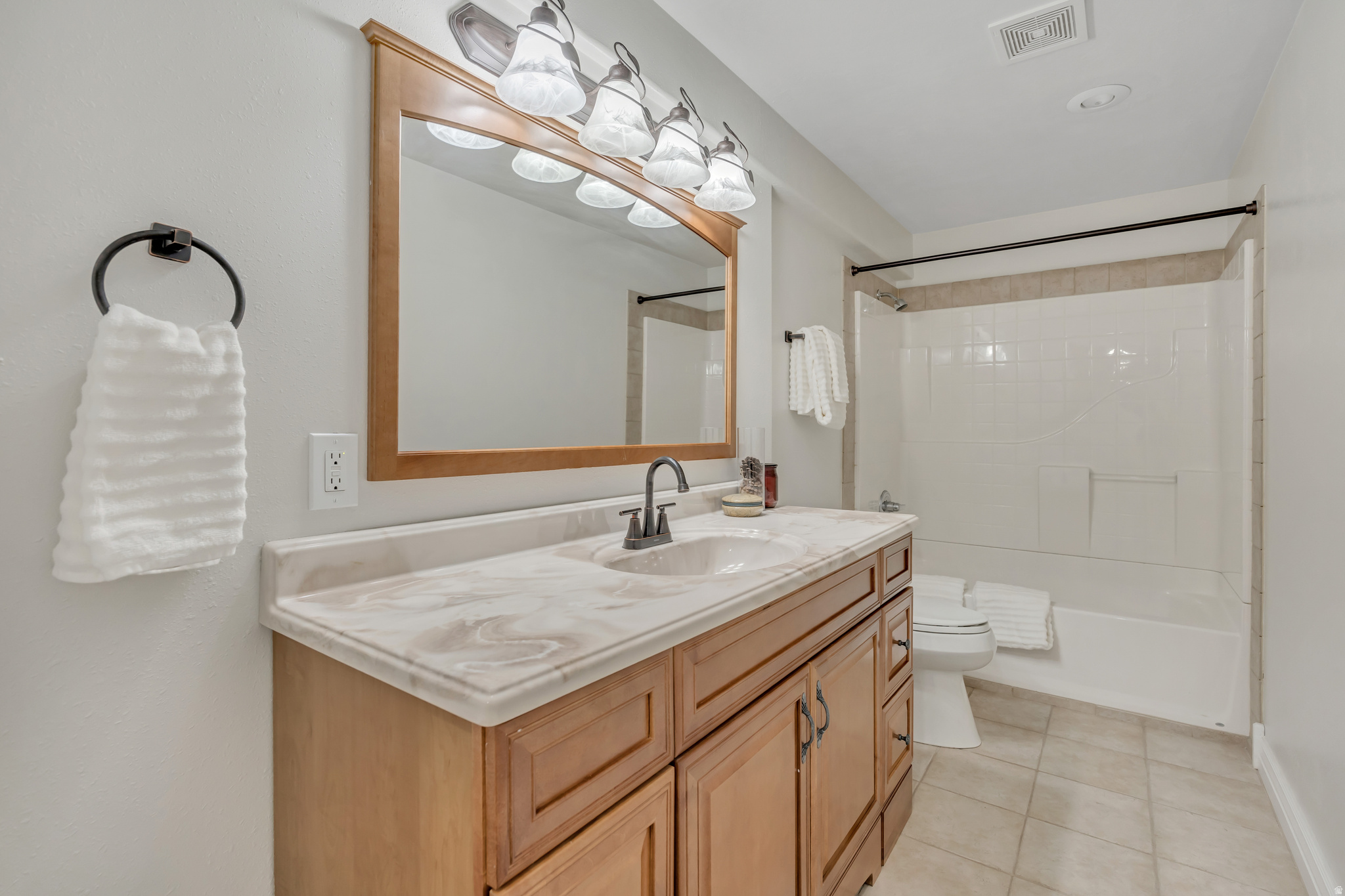 FAIRWAYS OF OAKRIDGE - Residential