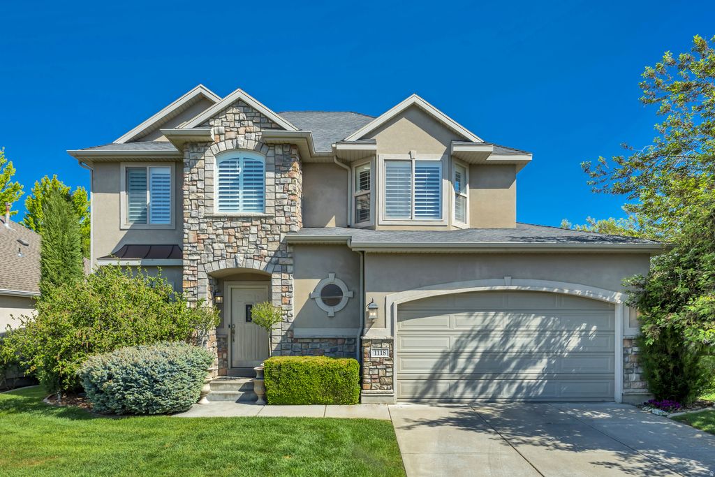 Photo of 1118 ON THE GREEN WAY, Farmington, UT 84025 (MLS # 2156520)