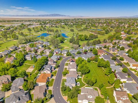 Tiny photo for 1118 ON THE GREEN WAY, Farmington, UT 84025 (MLS # 2156520)