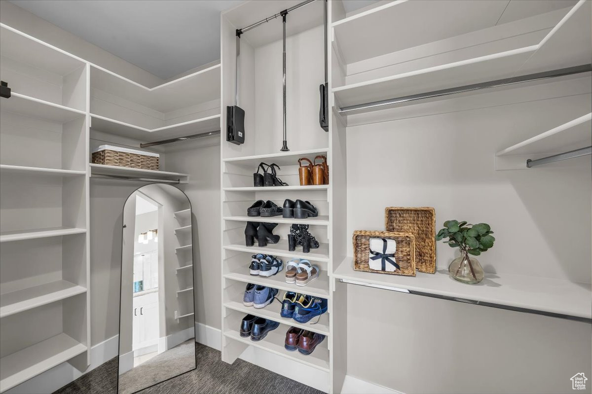 TALON POINTE - Residential