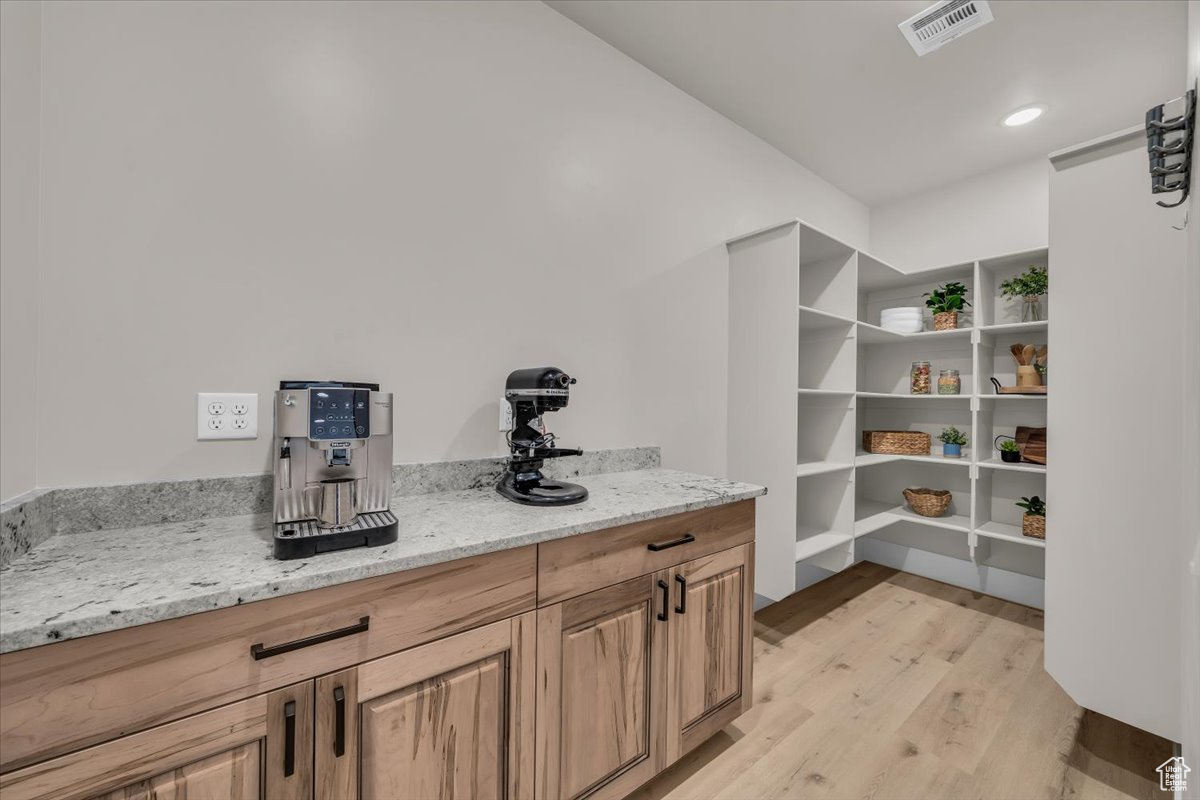 TALON POINTE - Residential