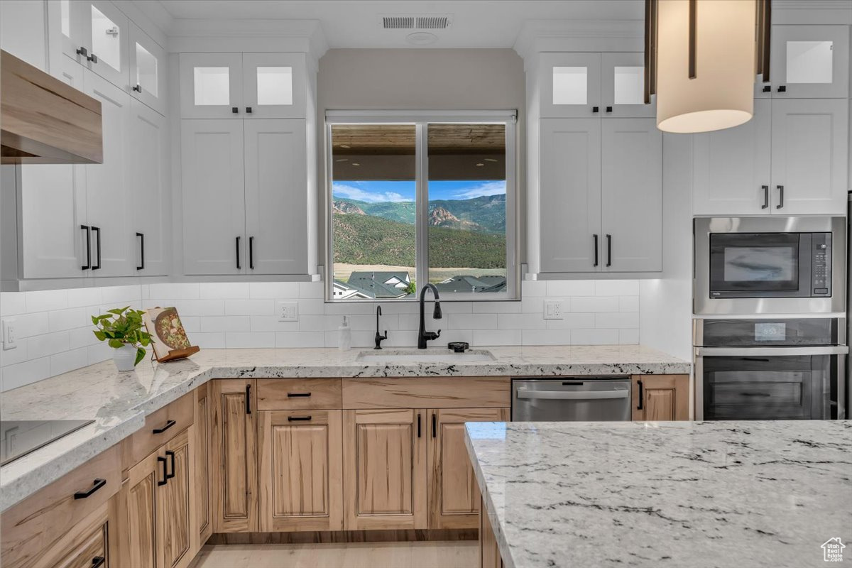 TALON POINTE - Residential