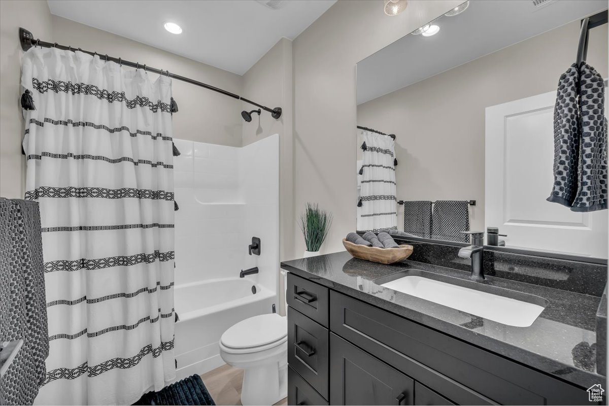TALON POINTE - Residential