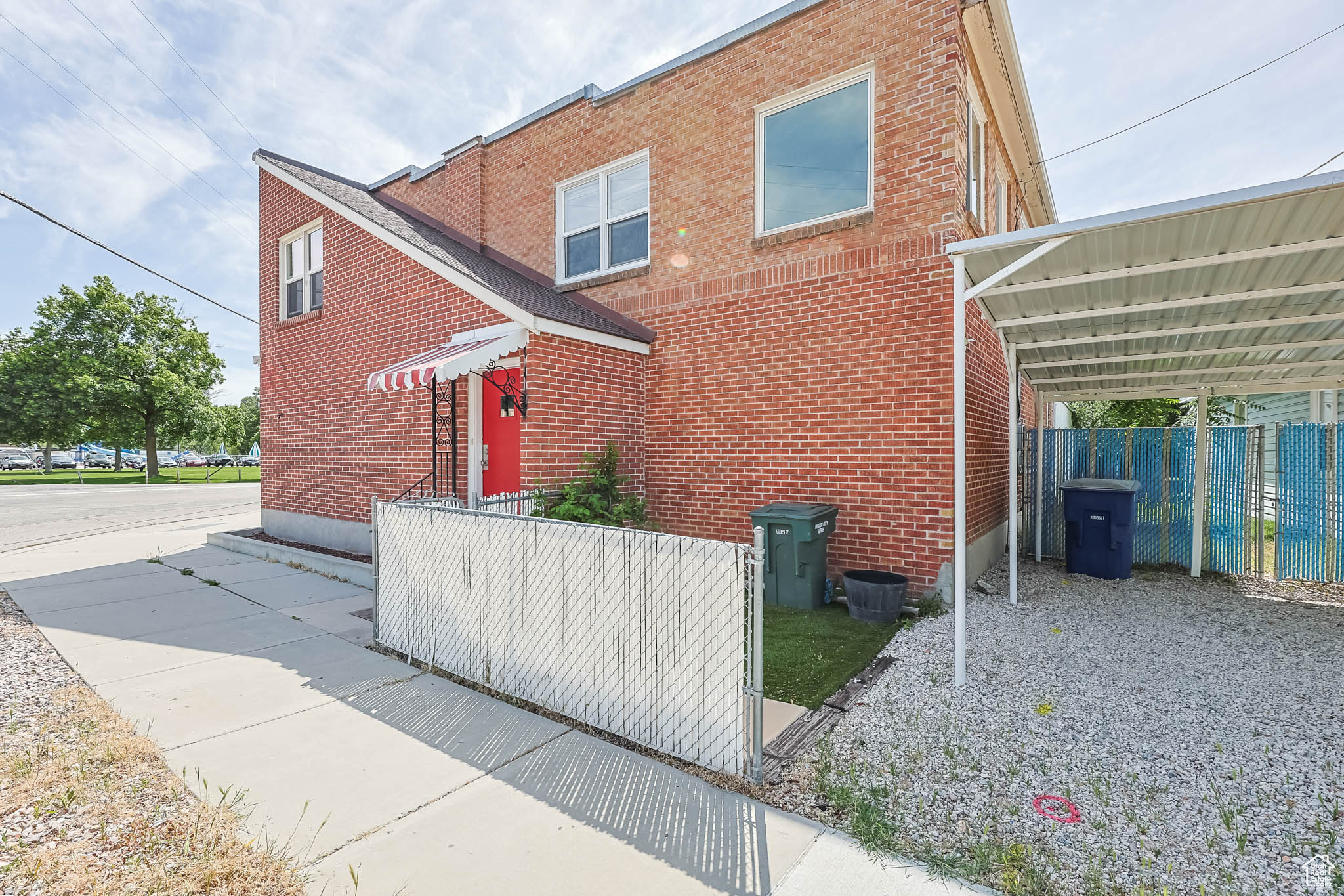 CROSS - Residential Income