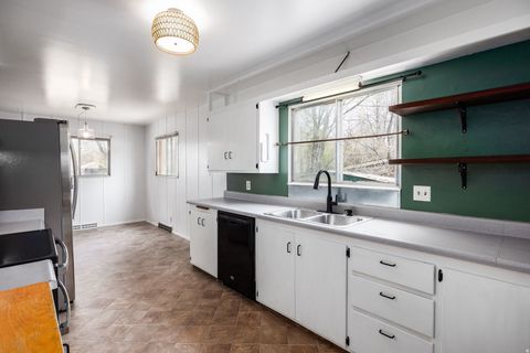 Tiny photo for 141 E 200 N, Duchesne, UT 84021 (MLS # 2147742)