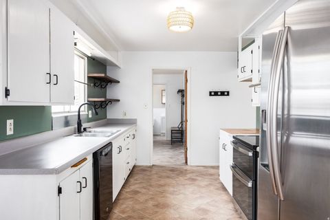 Tiny photo for 141 E 200 N, Duchesne, UT 84021 (MLS # 2147742)