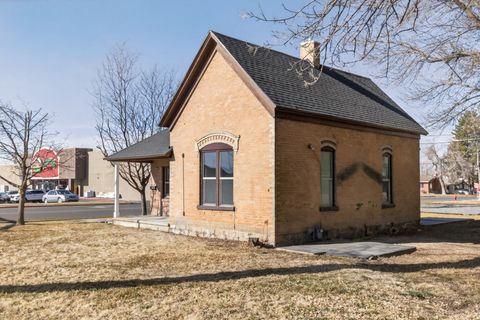 Tiny photo for 805 E 400 S, Springville, UT 84663 (MLS # 2136973)