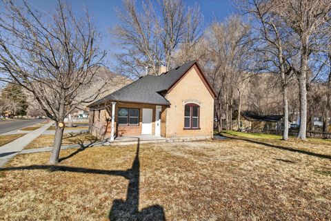 Tiny photo for 805 E 400 S, Springville, UT 84663 (MLS # 2136973)