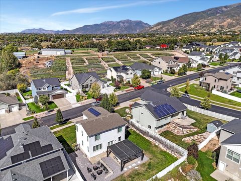Tiny photo for 1578 E MAPLE WAY, Layton, UT 84040 (MLS # 2093446)