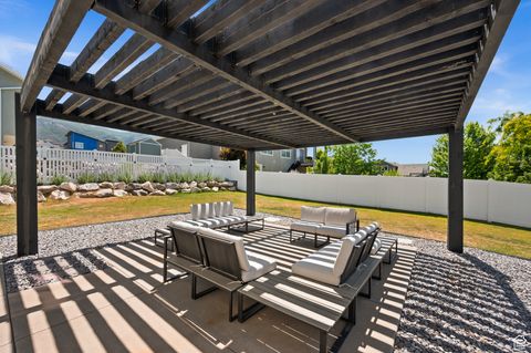 Tiny photo for 1578 E MAPLE WAY, Layton, UT 84040 (MLS # 2093446)