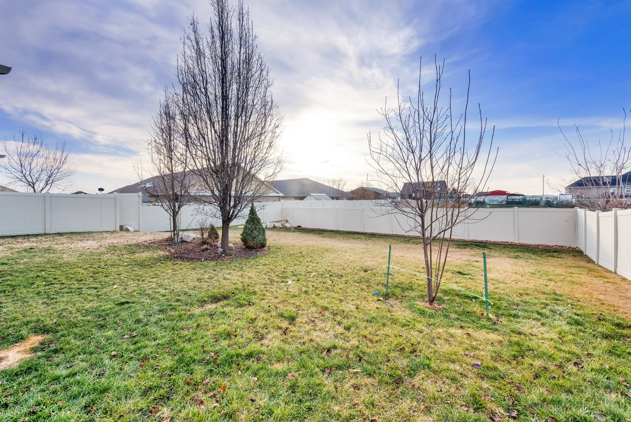 TRAILSIDE PARK - Residential