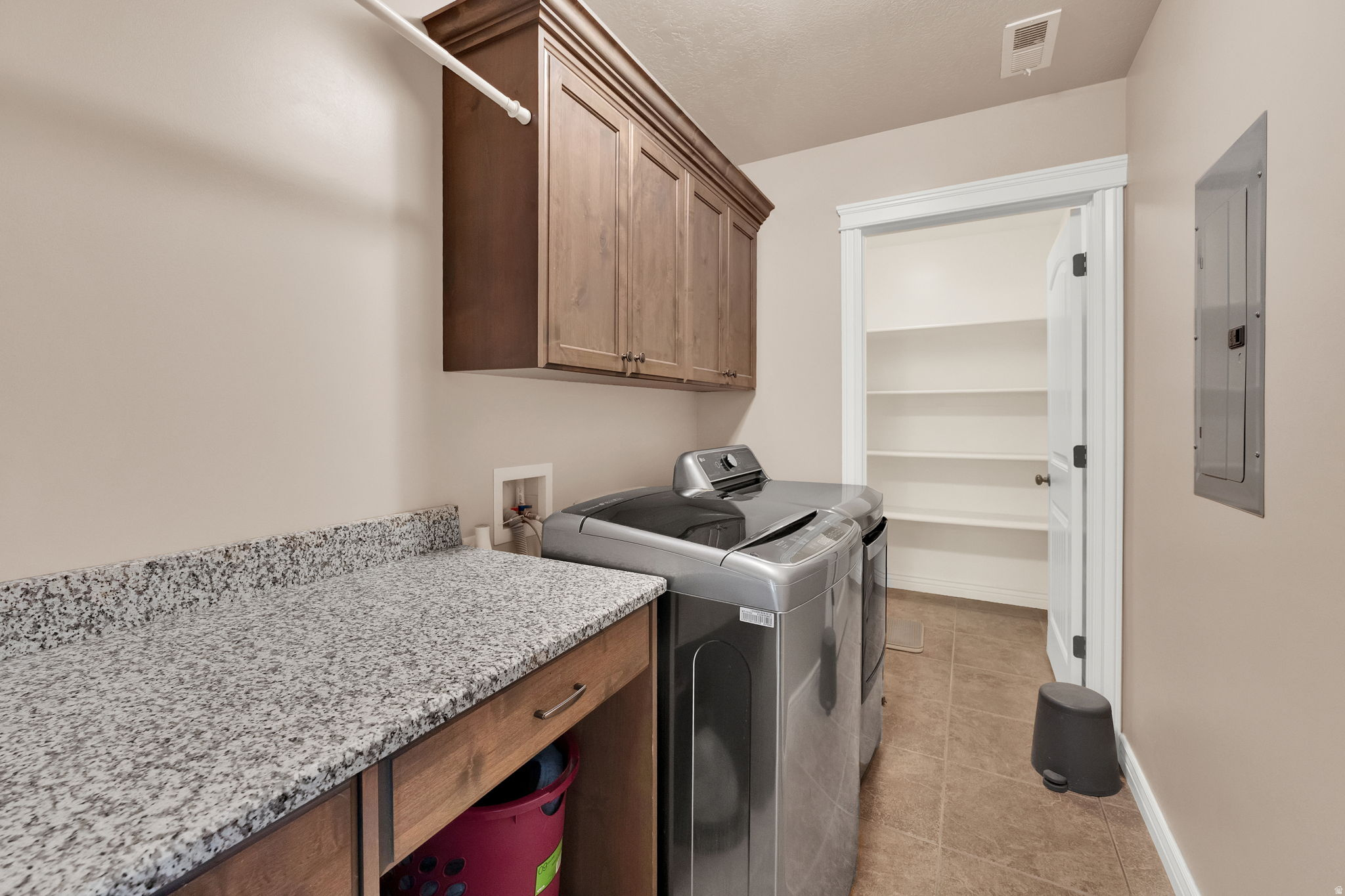 TRAILSIDE PARK - Residential