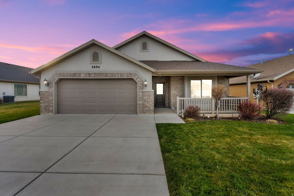 Photo of 2894 TRAILSIDE DR, Syracuse, UT 84075 (MLS # 2131453)