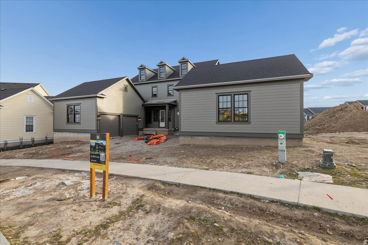 DAYBREAK - Residential