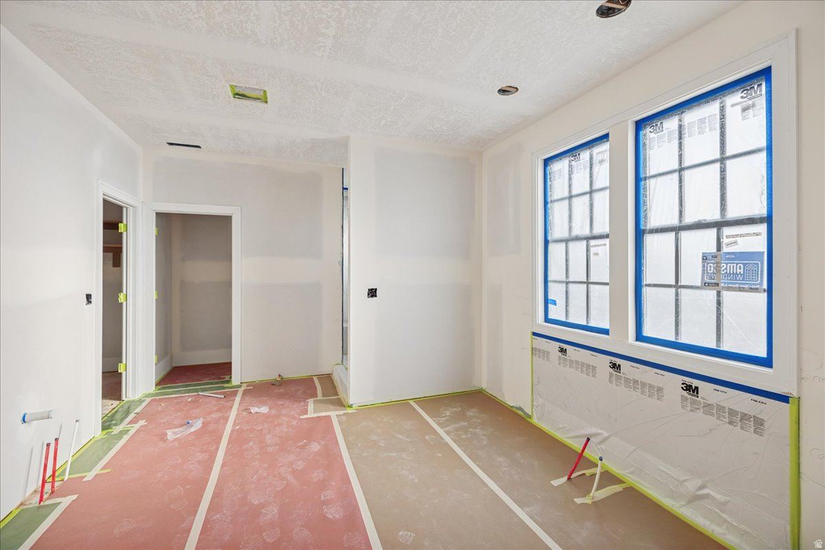 DAYBREAK - Residential