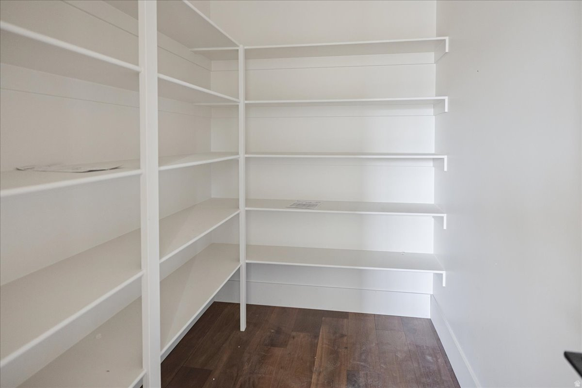 DAYBREAK - Residential