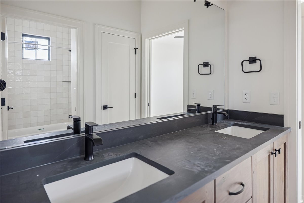 DAYBREAK - Residential