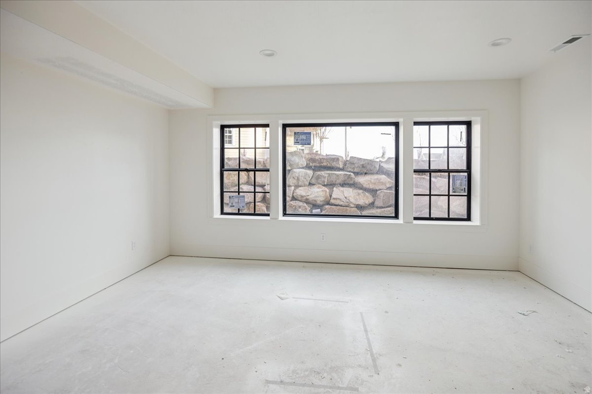 DAYBREAK - Residential