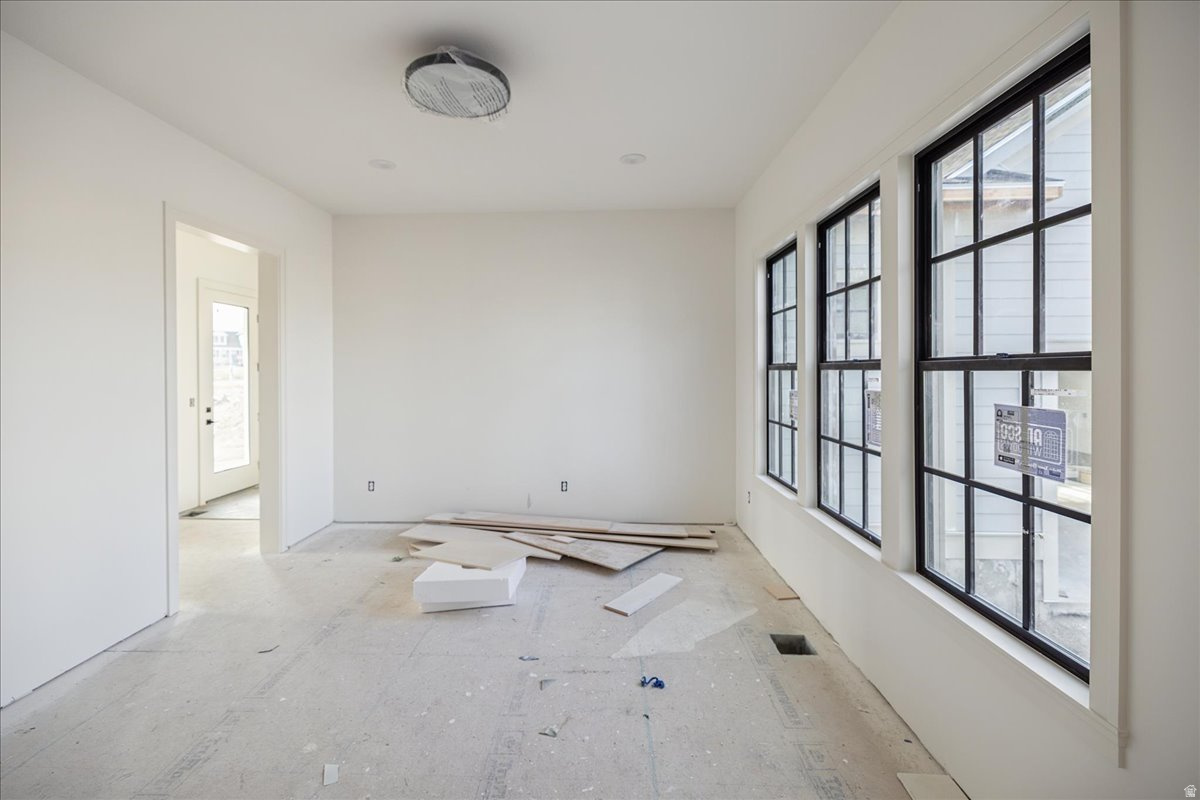 DAYBREAK - Residential